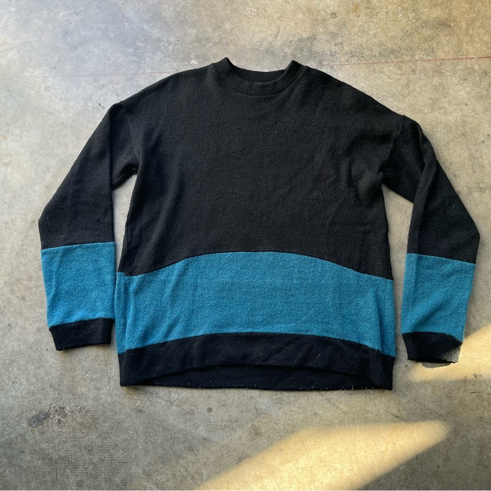 Loup Black and Blue Colorblock Sweater